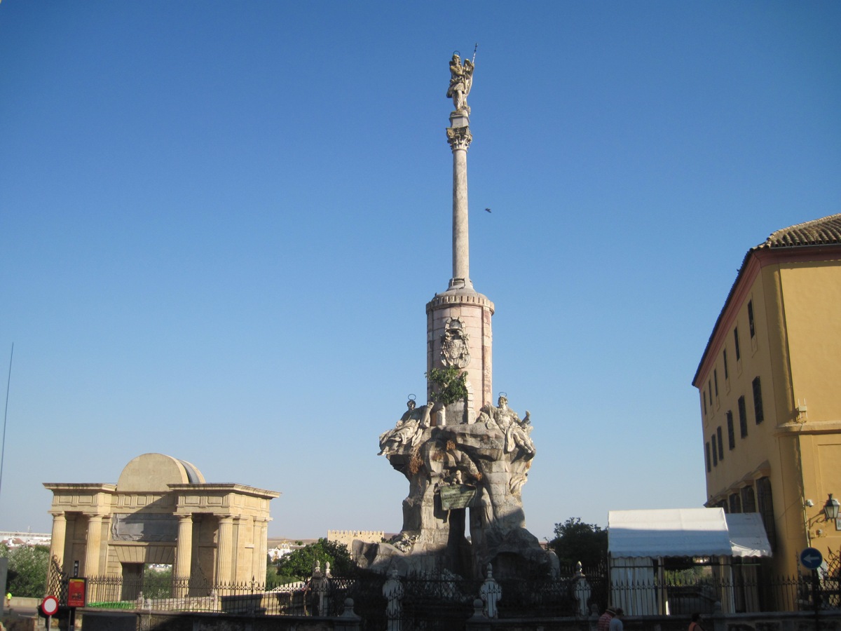 29-Monumento-il Trionfo in onore di San Rafael